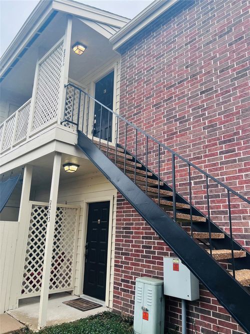 2204-2121 El Paseo St, Houston, TX, 77054-3227 | Card Image