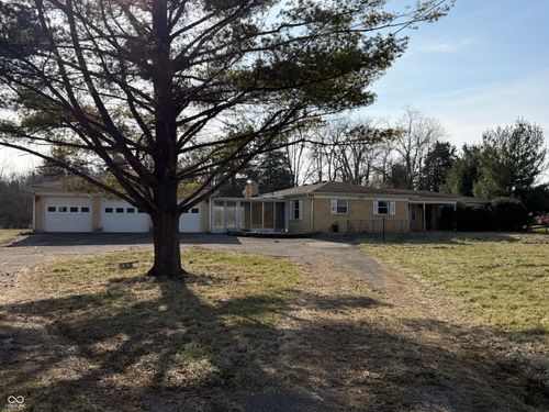 3537 E Us Highway 40, Clayton, IN, 46118-9767 | Card Image