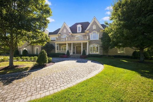 9565 Yellow Finch Ct, Brentwood, TN, 37027-8551 | Card Image