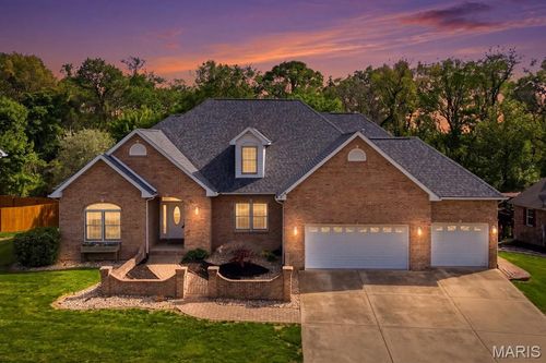 216 Eden Park Blvd, Shiloh, IL, 62269-2987 | Card Image