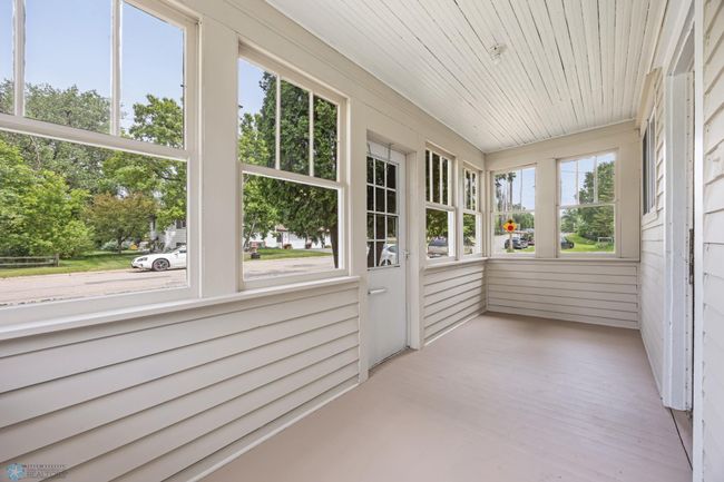 Front Porch | Image 9
