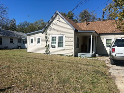 835 W Vanderbilt St, Stephenville, TX, 76401-3355 | Card Image