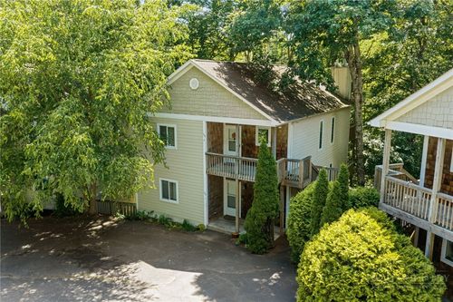201-164 Evergreen Springs Ct, Blowing Rock, NC, 28605-9878 | Card Image
