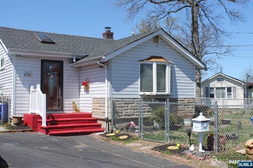 235 Alpine Way, South Amboy, NJ, 08879-2761 | Card Image