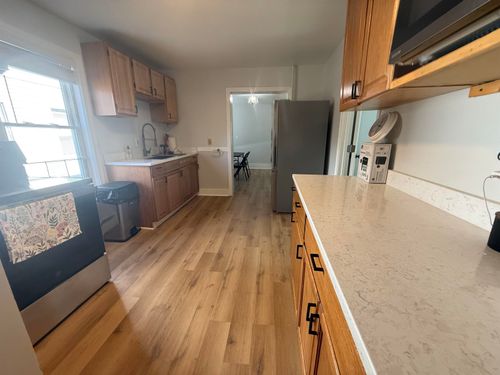 57 Forest St, Rutland, VT, 05701-3915 | Card Image