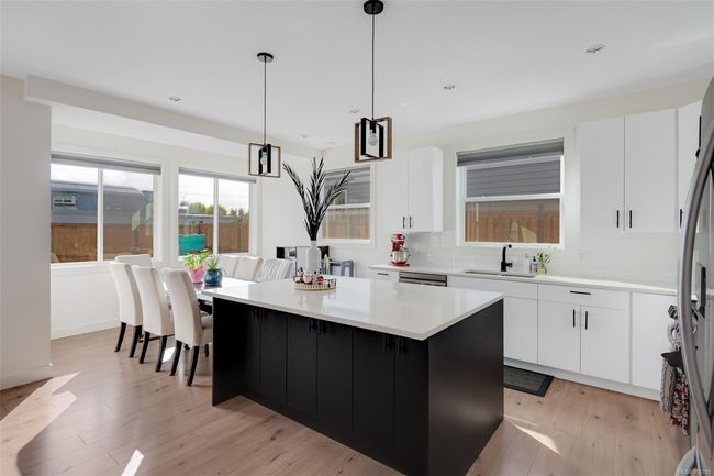 6517 Noblewood Pl, House other with 4 bedrooms, 3 bathrooms and 4 parking in Sooke BC | Image 11