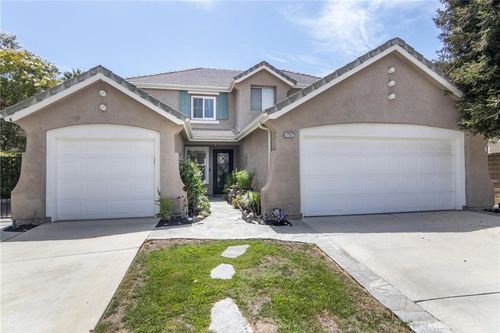 27972 Bridlewood Dr, Castaic, CA, 91384-4527 | Card Image
