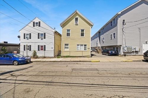 30 Orange St, Fall River, MA, 02720-4816 | Card Image