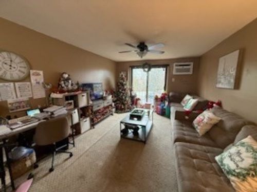 apt-204-139 King St, Franklin, MA, 02038-2333 | Card Image