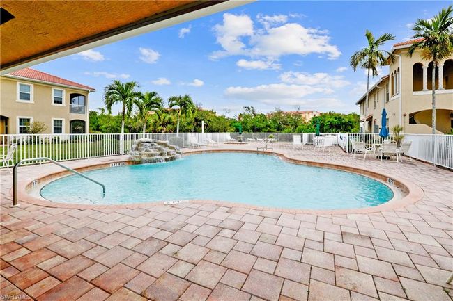 3 - 8564 Oakshade Cir, Condo with 3 bedrooms, 2 bathrooms and 1 parking in FORT MYERS FL | Image 28