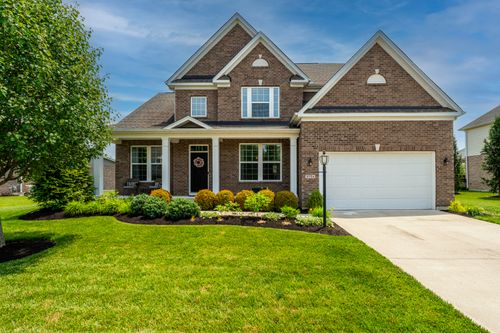 8754 Elysee Cir, Washingtn Twp, OH, 45458-2958 | Card Image