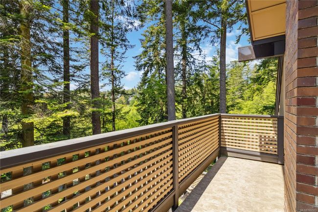 1 - 981 Fir Tree Glen, Townhouse with 2 bedrooms, 3 bathrooms and null parking in Saanich BC | Image 4