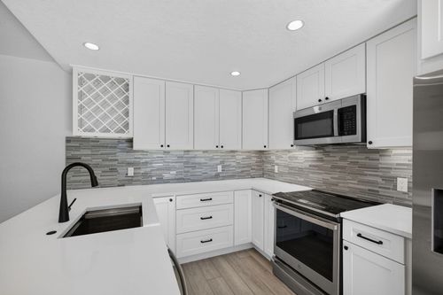 2101 21st Way, West Palm Beach, FL, 33407-6639 | Card Image