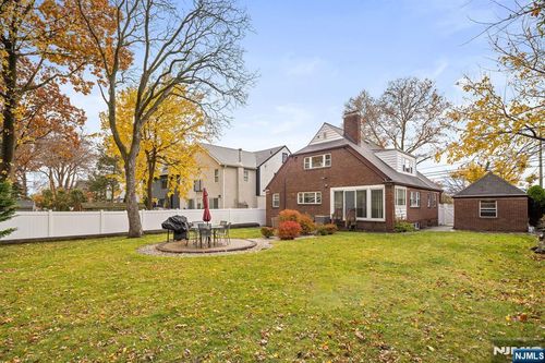 97 Riverview Ave, Cliffside Park, NJ, 07010-3011 | Card Image