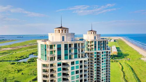 tw2806-801 E Beach Dr, Galveston, TX, 77550-3364 | Card Image