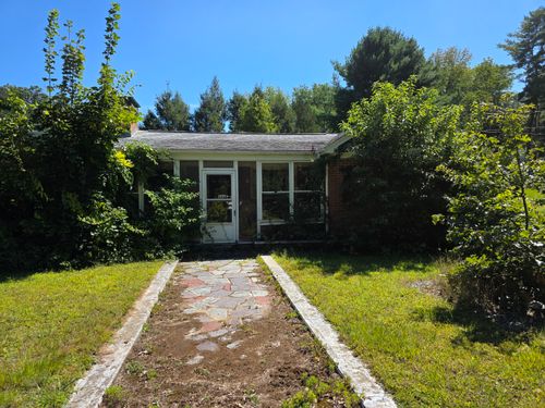 262 Taylor Hill Rd, Griswold, CT, 06351-2512 | Card Image