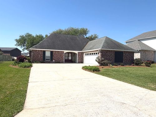 147 W 40th St, Cut Off, LA, 70345-3085 | Card Image