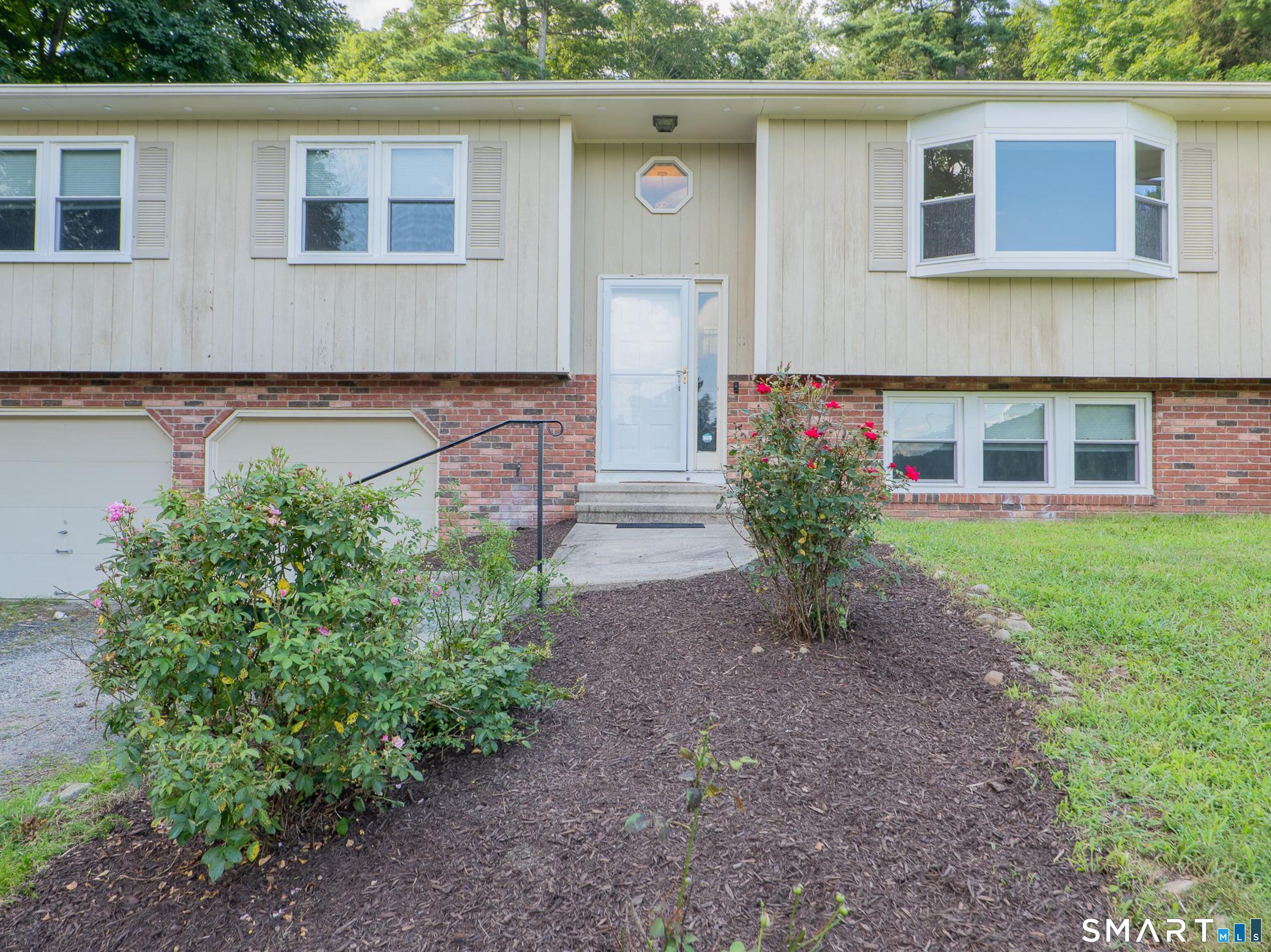 Residential Lease in Newtown 5