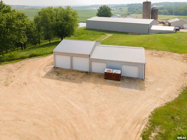 4460 160 Th St, House other with 5 bedrooms, 3 bathrooms and null parking in Clinton IA | Image 28