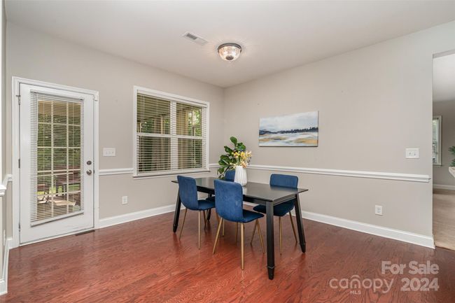 Eat in dining room | Image 12
