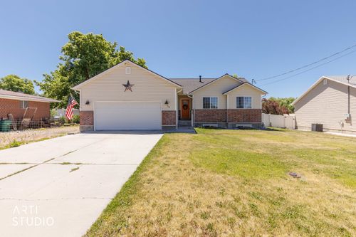 54 300, Smithfield, UT, 84335-1837 | Card Image