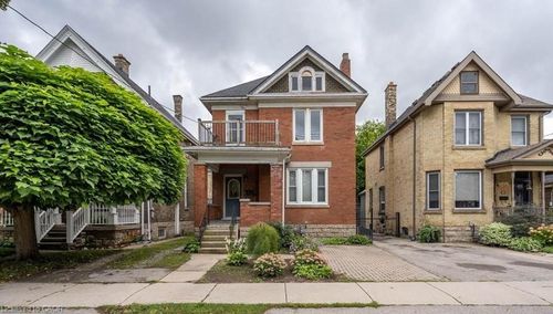 867 Queens Ave, London, ON, N5W3H7 | Card Image