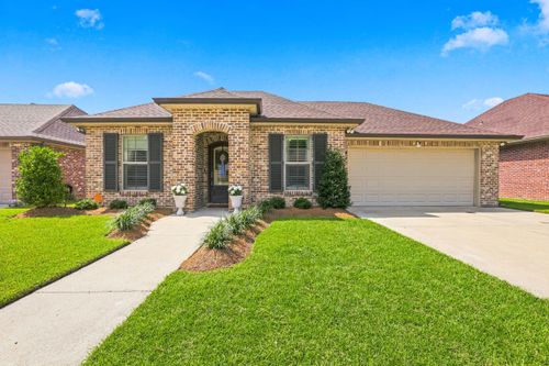 144 Juliana Way, Houma, LA, 70364-2312 | Card Image