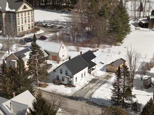 227 Hollow Rd, Waterbury Ctr, VT, 05677-8131 | Card Image