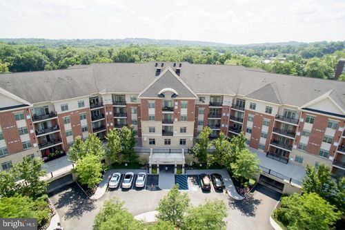 525 Carson Ter, HUNTINGDON VALLEY, PA, 19006-4721 | Card Image