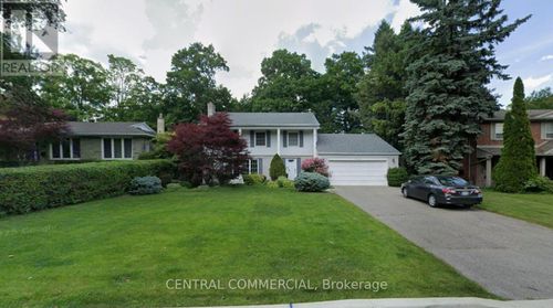 54 Almond Ave, Thornhill, ON, L3T1L2 | Card Image
