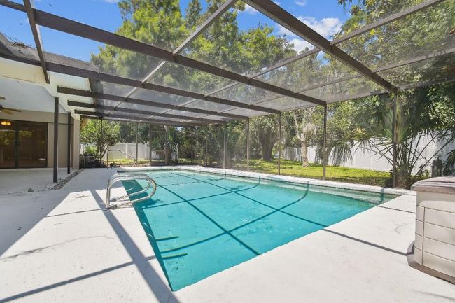 18504 Putters Pl, House other with 3 bedrooms, 2 bathrooms and null parking in TAMPA FL | Image 31
