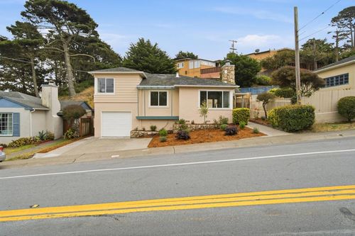 847 87th St, Daly City, CA, 94015-3608 | Card Image