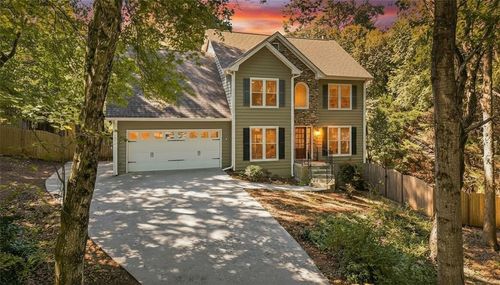 6732 Willowbrook Trl, Flowery Branch, GA, 30542-3891 | Card Image