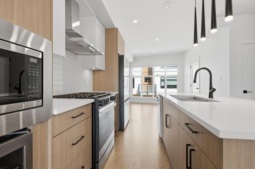 21-177 175a Street, Surrey, BC, V3Z1L1 | Card Image