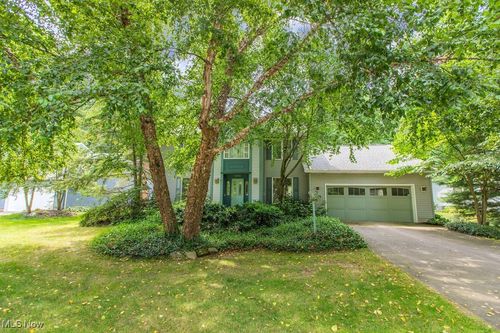 4554 Briarcliff Trl, Copley, OH, 44321-1212 | Card Image