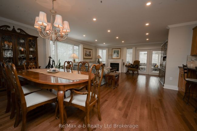 11 Mcdonald Crt, House other with 2 bedrooms, 3 bathrooms and 2 parking in Tillsonburg ON | Image 9