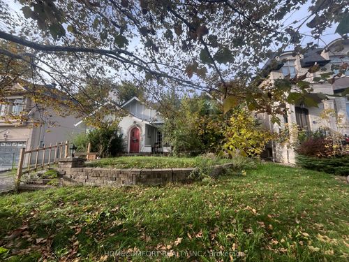 208 Hollywood Ave, North York, ON, M2N3K6 | Card Image