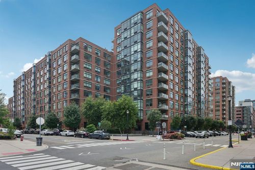 1400 Hudson St, Hoboken, NJ, 07030-5686 | Card Image