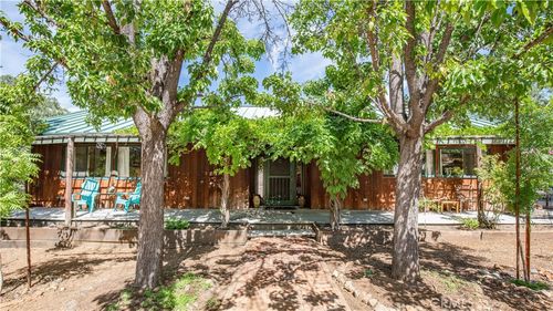 22077 Callayomi Rd, Middletown, CA, 95461-9570 | Card Image