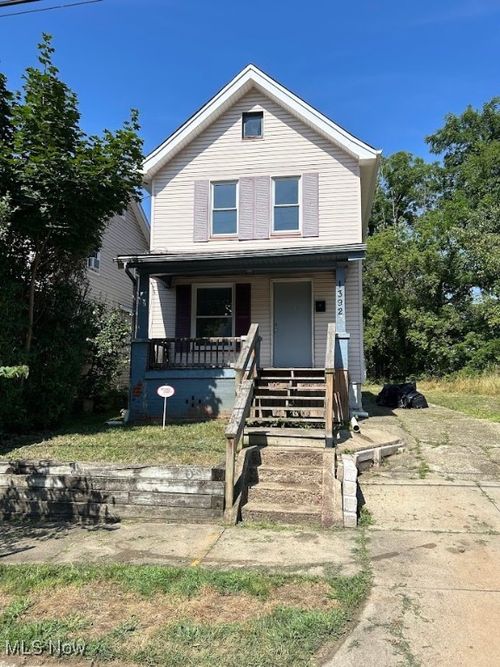 1392 Hart St, Akron, OH, 44306-1855 | Card Image