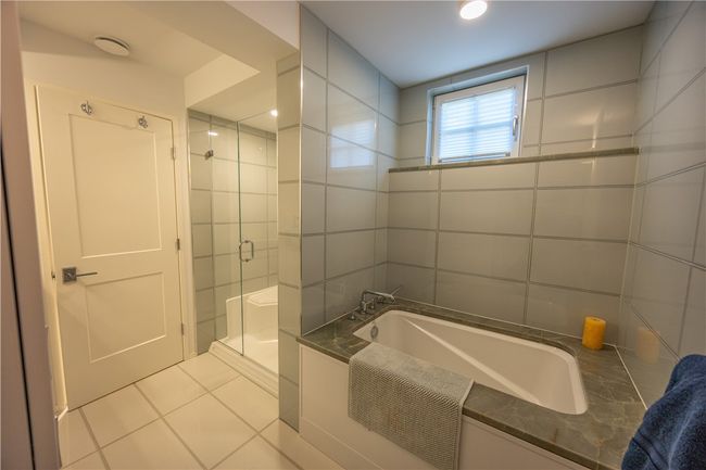 Bath | Image 40