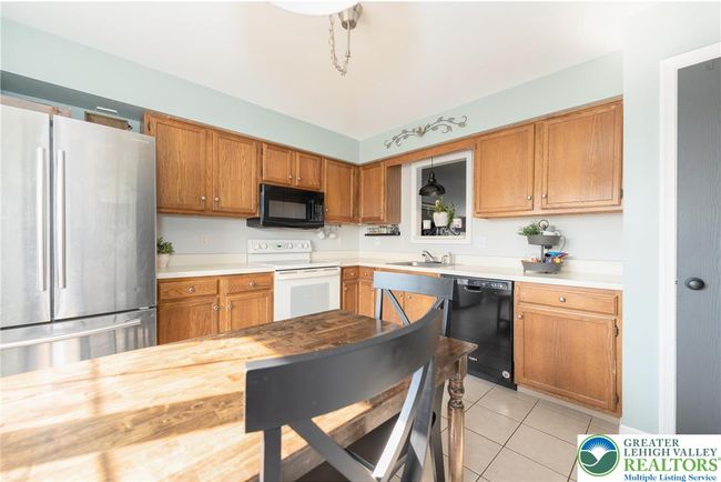 219 Flint Hill Rd, Townhouse with 3 bedrooms, 3 bathrooms and null parking in ALBURTIS PA | Image 10