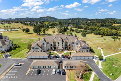 105-565 Rarity Bay Pkwy, Vonore, TN, 37885-5320 | Card Image