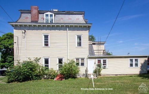 7-834 Warren St, Hudson, NY, 12534-3034 | Card Image