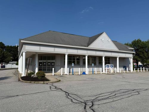 41 Carroll St, Pittsfield, NH, 03263-3301 | Card Image