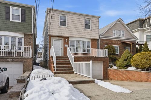 141 Kennedy Blvd, Bayonne, NJ, 07002 | Card Image