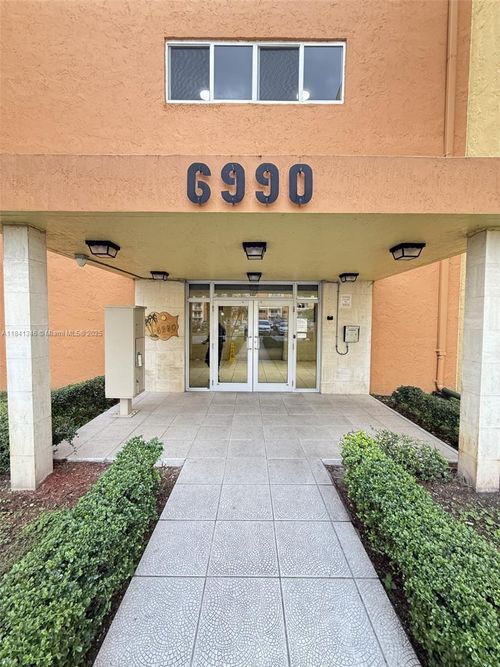 215a-6990 Nw 186th St, Hialeah, FL, 33015 | Card Image