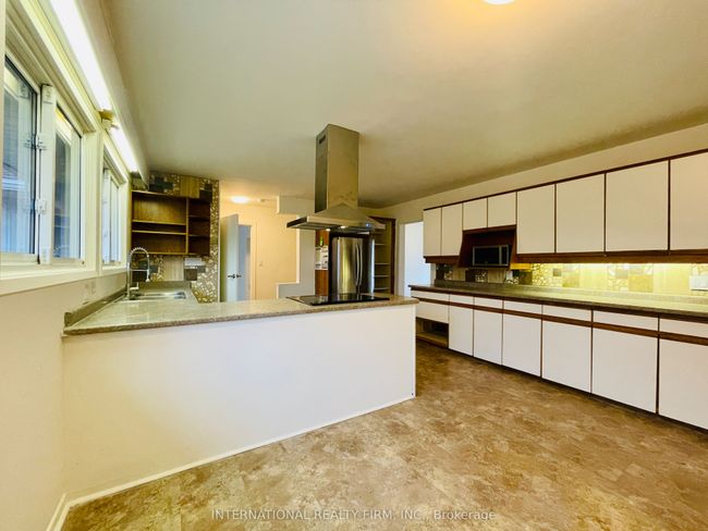 474 Fitch St, House other with 4 bedrooms, 3 bathrooms and 4 parking in Welland ON | Image 24