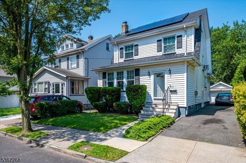 1072 Salem Ave, Hillside, NJ, 07205-2823 | Card Image