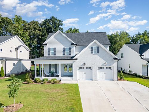2213 Terri Creek Dr, Fuquay-Varina, NC, 27526-3422 | Card Image
